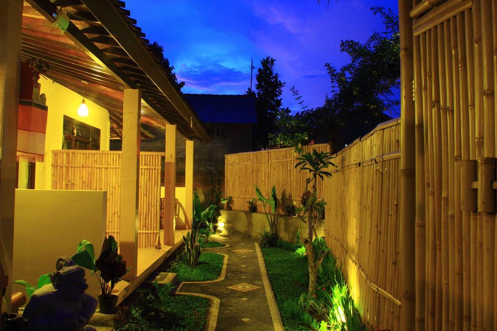 Nugraha Guest House 2 Убуд Экстерьер фото